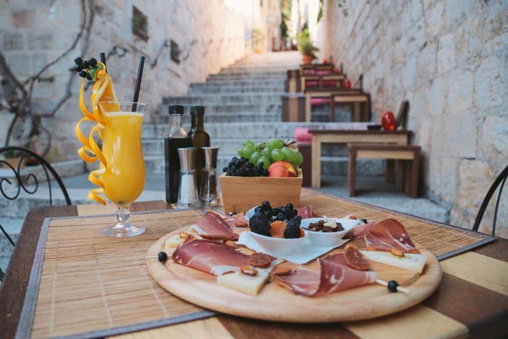 Boutique Old Town House Karkovich Casa vacanze Hvar Town
